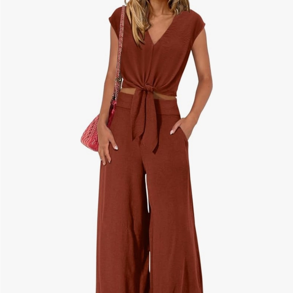 Women's Solid Rust Red Tie-Front 2 Piece Outfit